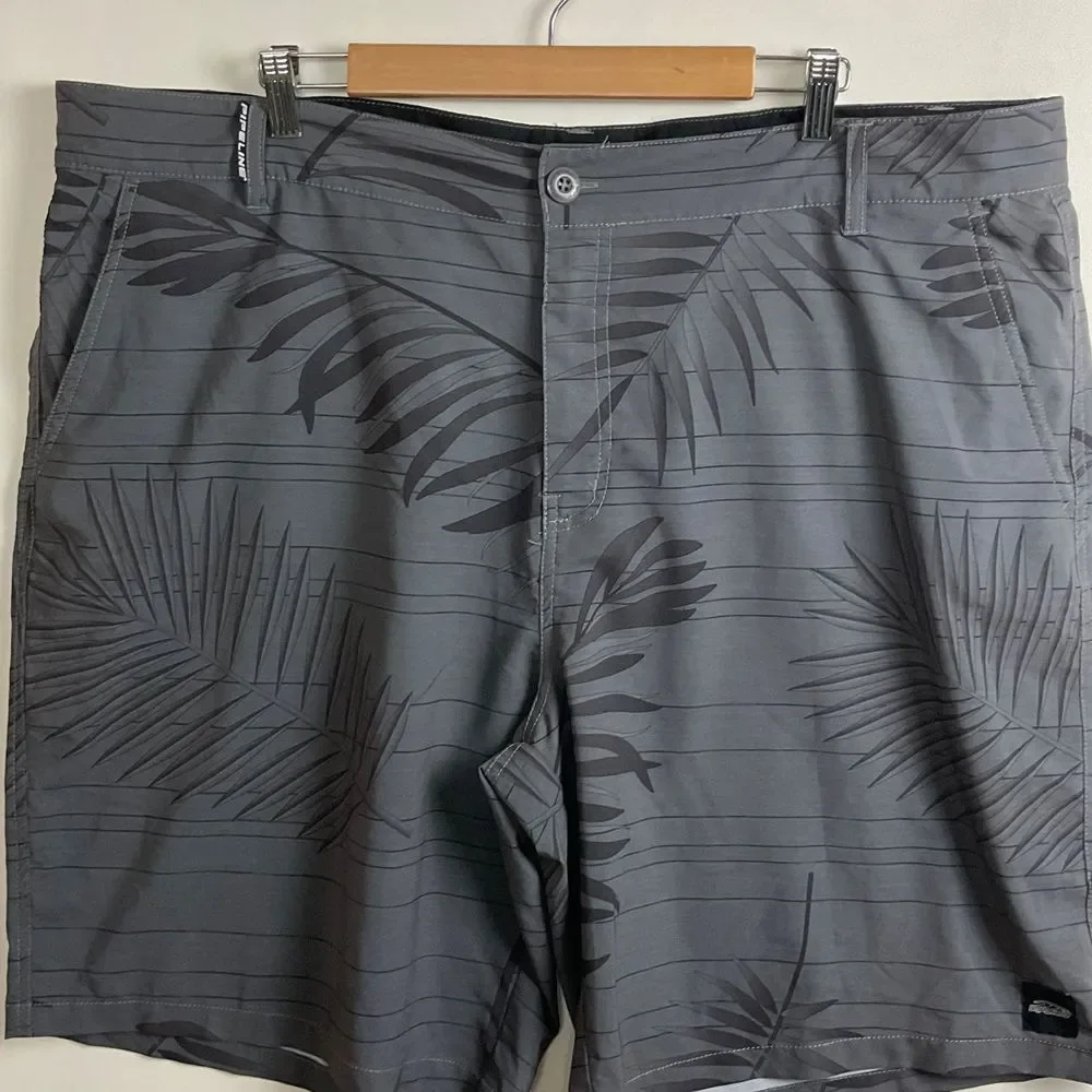 Pipe Line Shorts‎ Men's 48 Gray Leaf Print